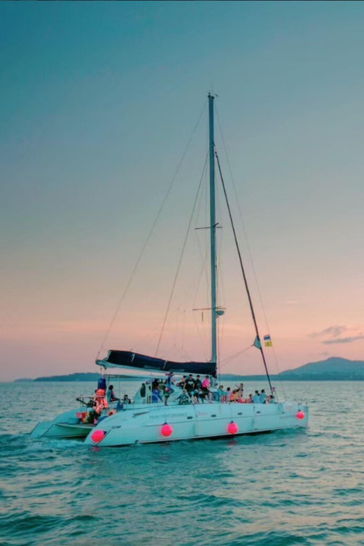 Phuket: Coral Island Catamaran Cruise with Sunset Dinner - Comfort, crowds, and the pace of the day