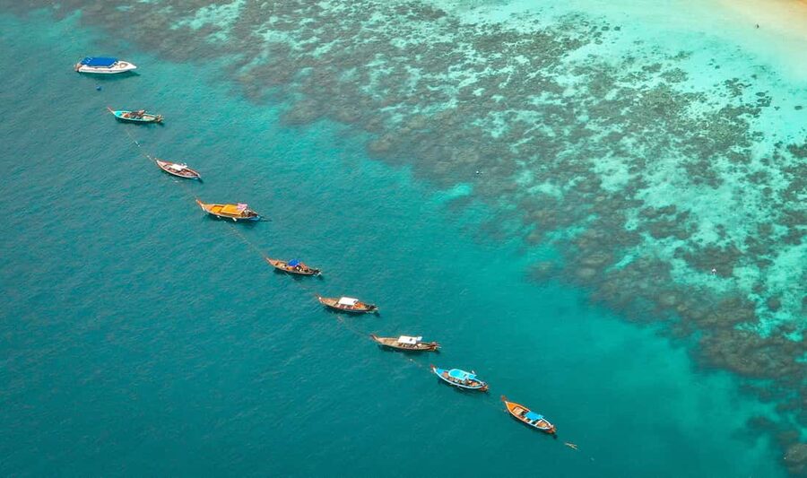 Phuket: Coral Island Snorkeling & Promthep Sunset Dinner - The yacht, crew, and comfort level