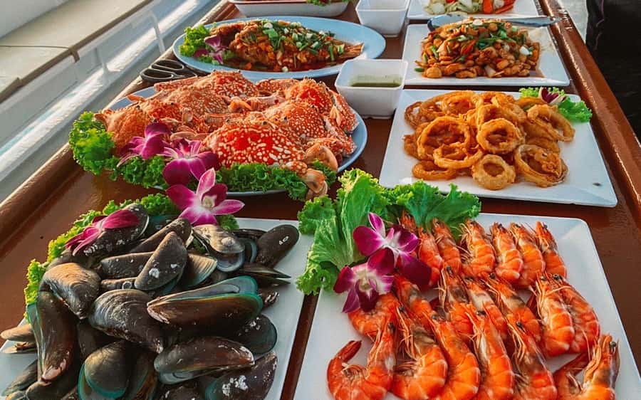 Phuket: Sunset Dinner in Phang Nga Bay by Big Boat - A crucial booking detail about James Bond Island