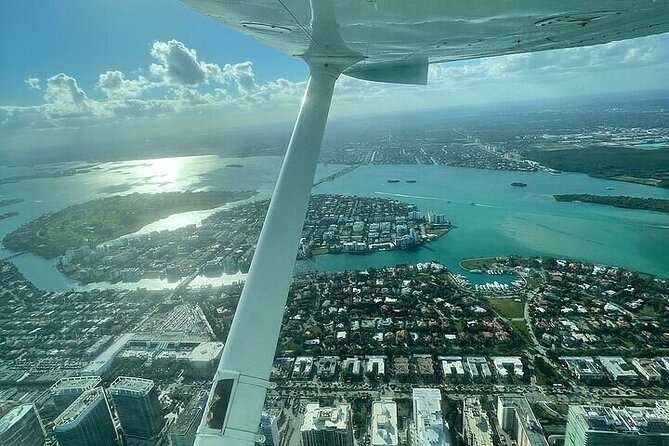 Private 60 Minute Romantic Excursion Air Tour with Champagne - What the private format adds