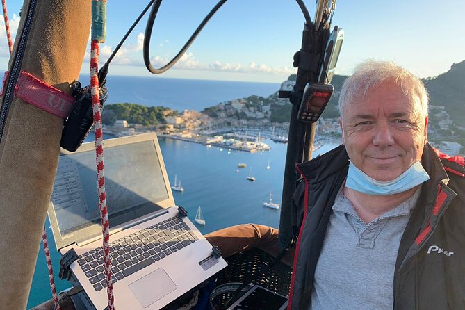 Private Balloon Flight Over Mallorca for Two People - The people this suits best