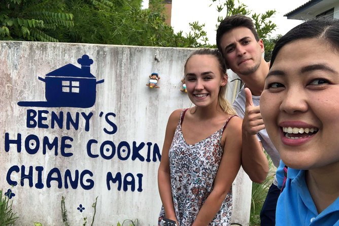 Private Dinner Cooking Class with Benny in Chiang Mai - How the private format changes the experience