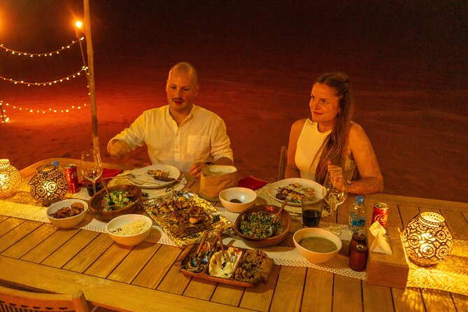 Private Dinner in the dunes in the Mleiha National Park - Campfire time before the private dinner