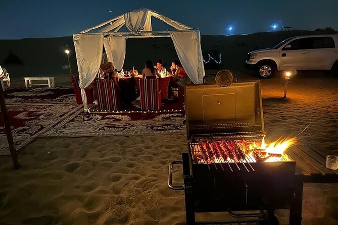 Private Dinner in the Heart of the Desert with Entertainment show - Dinner on carpets changes the pace