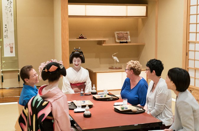 Private Dinner with Maiko and Geiko in Kyoto - Booking risks and practical planning