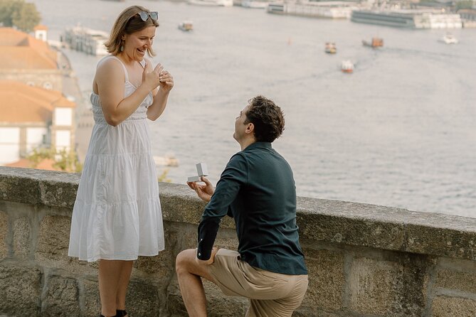 Private Photography Session for Couples in Charming Porto City - Timing, Weather, and Practical Planning