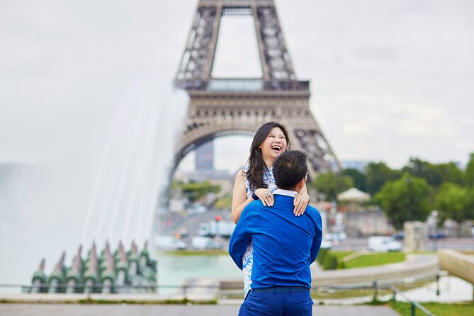 Private Proposal Photoshoot in Paris - Who should book this Paris photoshoot?