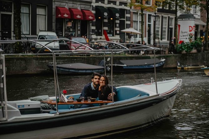 Private Romantic Canal Cruise Amsterdam with Bubbly and Snacks - Who should book this cruise?