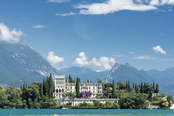 Private Romantic Motorboat Tour From Sirmione - What this private Lake Garda cruise really offers