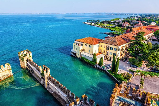Private Romantic Motorboat Tour From Sirmione - Thirty minutes along Desenzano’s shore