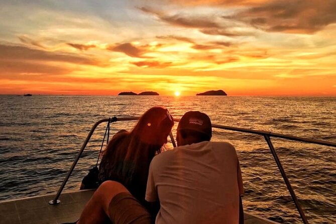 PRIVATE Romantic Sunset Boat Tour Zadar with Local Wine 1,5h - Why a Zadar sunset looks better from a boat
