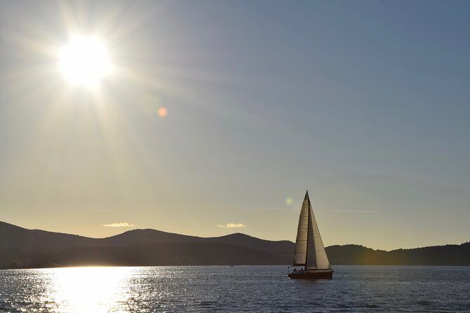 PRIVATE Romantic Sunset Boat Tour Zadar with Local Wine 1,5h - Private boat or shared ride?