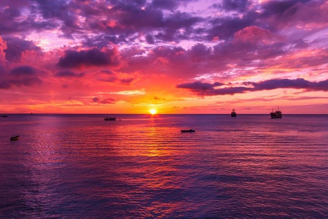Private & Romantic Sunset Cruise Under Sails - Cruising beside Grenada’s coast
