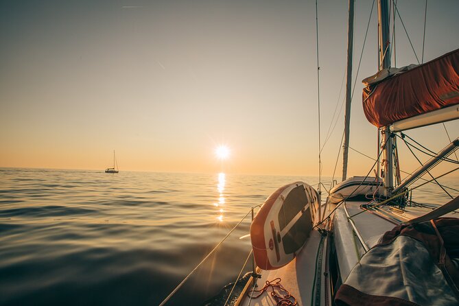 Private - Romantic Sunset Sailing on a 36ft yacht from Hvar (up to 8 travellers) - Sailing around Hvar and the Pakleni Islands