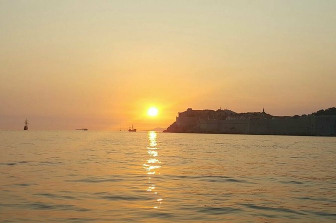 Private romantic Sunset tour - Lokrum Island after the light begins to fade