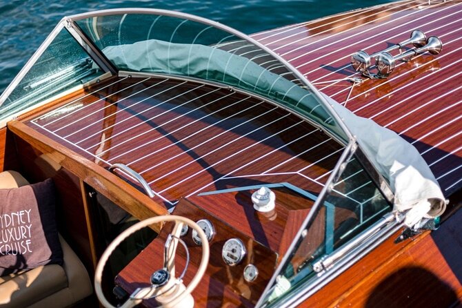 Private Sydney at Night Cruise for two guests - Royal Botanic Garden and Mrs Macquarie’s Chair