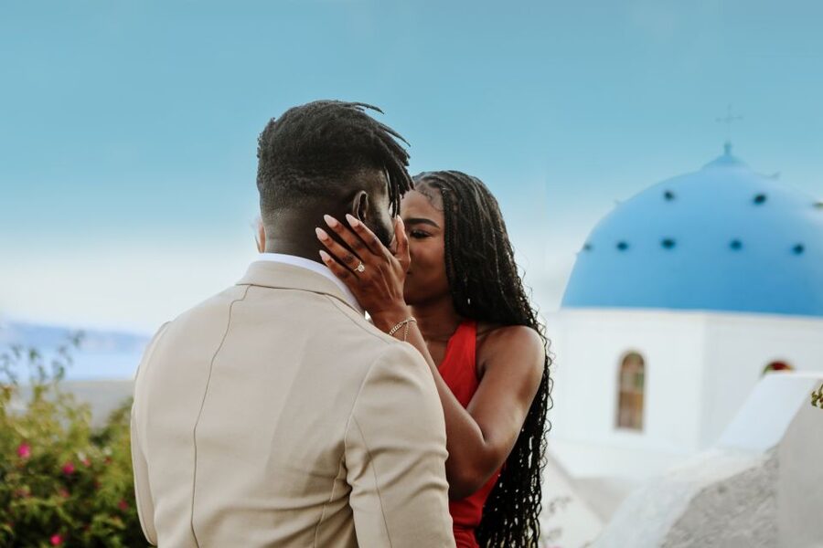 Proposal Photographer in Santorini - What the photographer does on the day