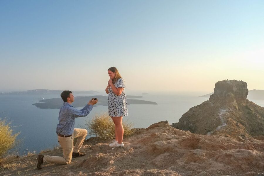 Proposal Photoshoot Santorini - Communication and the human side of the service