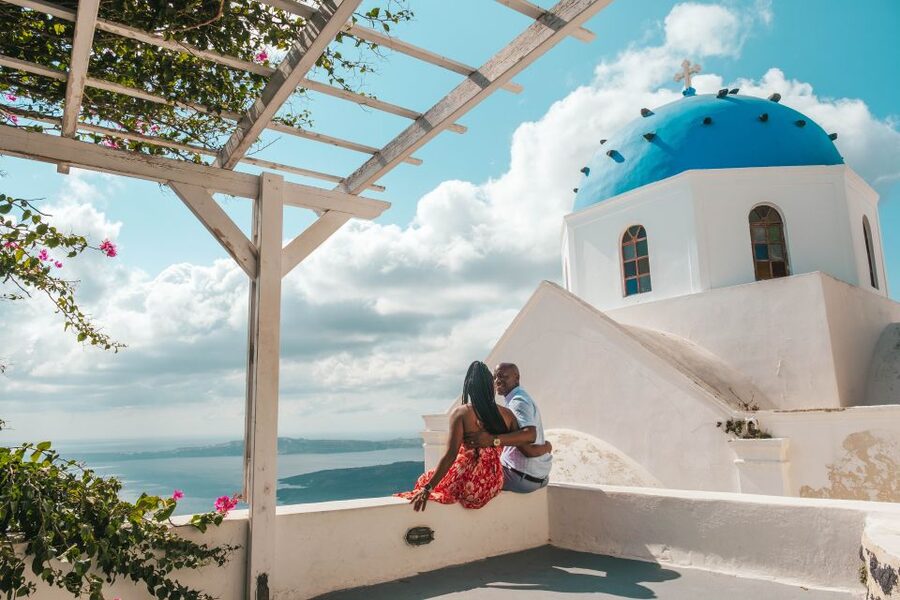 Proposal Photoshoot Santorini - Timing, comfort, and practical limits