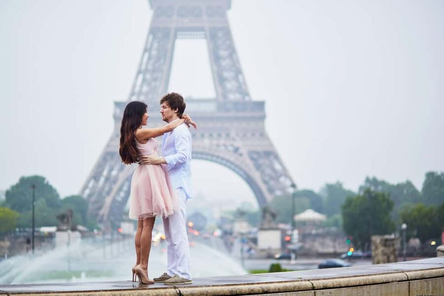 Proposal Photoshoot - Meeting at Trocadéro with the Eiffel Tower in view