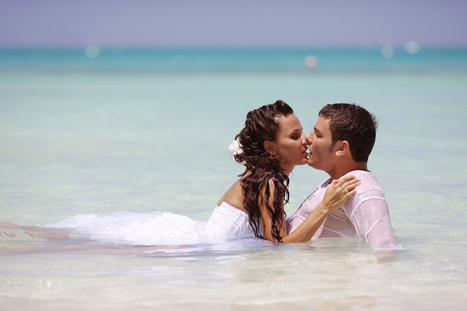 Punta Cana wedding photographer, Wedding ceremony - Why booking ahead helps