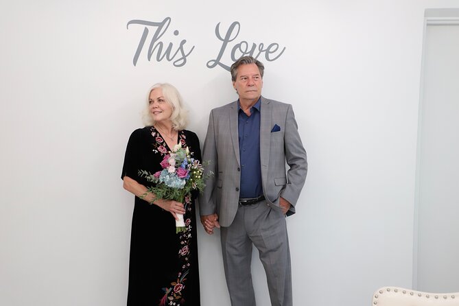 Quickie Las Vegas Wedding at Paradise Wedding Chapel - The filing service is the real convenience
