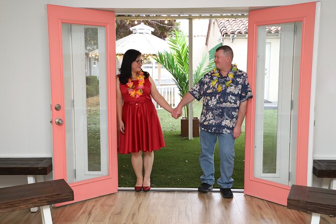 Quickie Sign and Go Wedding at Hawaiian Wedding Chapel - Key points at a glance