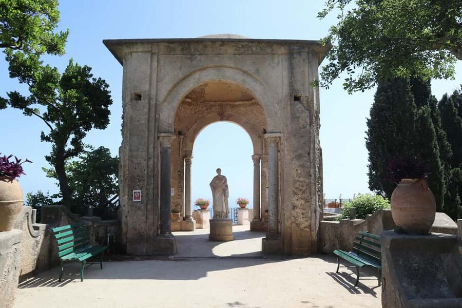 Ravello: the most romantic balcony on the Amalfi Coast - Mount Vesuvius and the Lattari Mountains