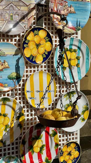 Ravello: the most romantic balcony on the Amalfi Coast - Arriving in Ravello above the coast
