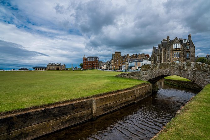 Rebels, Romance & Raisins St. Andrew's Walking Audio Tour - A Local Story About Hamish the Cat