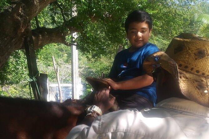 Rey Spearo - Enchanting And Romantic Custom Created Tours - El Eden and Edenva Parque Ecoturistico