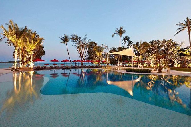 Romantic 4-Course Dinner for Two on the Beach by the Amari Samui - A romantic dinner with the sand under your table