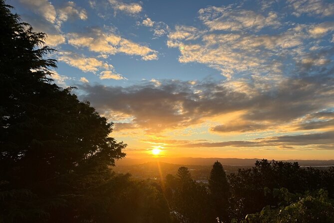 Romantic Auckland Sunset tour with Winery & Thermal pool - An Auckland evening built around slowing down