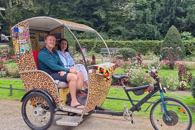 Romantic Berlin Rickshaw City and Photo Tour - incl. pick-up - Gendarmenmarkt brings back the grand architecture