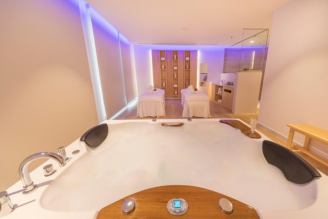 Romantic couple massage + SPA entry and private jacuzzi with cava - Practical Timing, Transport, and What to Pack