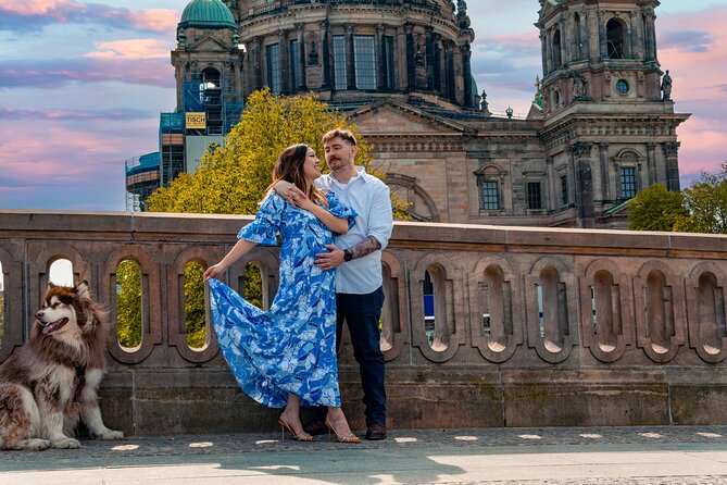 Romantic Couple Photoshoot in the Heart of Berlin - One service concern to handle before you pay