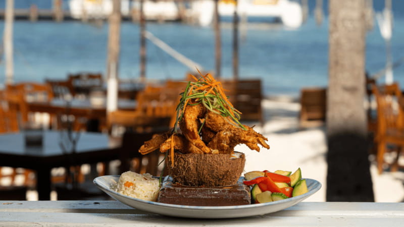 Romantic dinner in front of the sea - Key points to know before booking