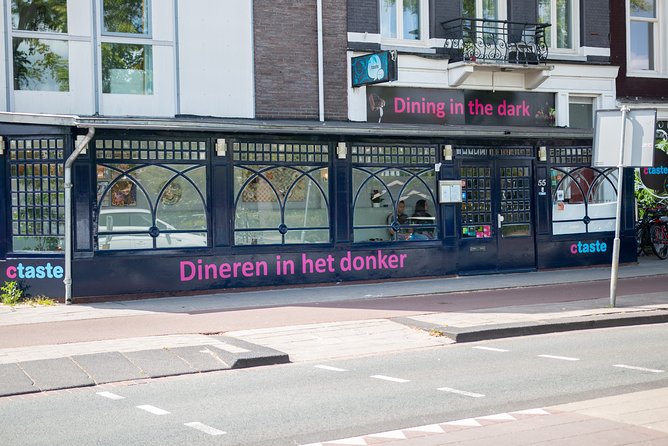 Romantic Dinner in the Dark Amsterdam - Service from visually impaired staff
