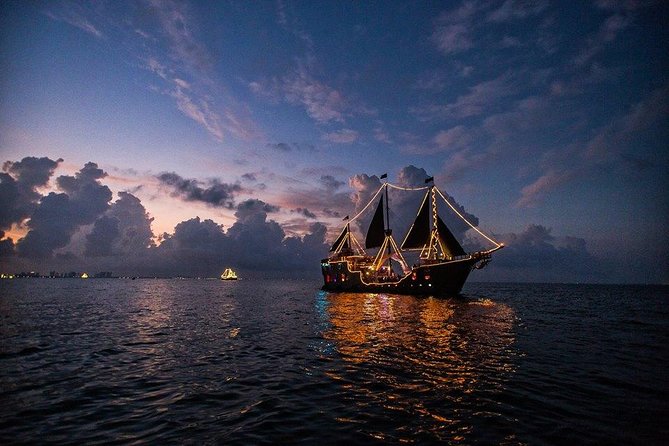 Romantic Dinner on a Spanish Galeon in Cancun - Who will enjoy this cruise most