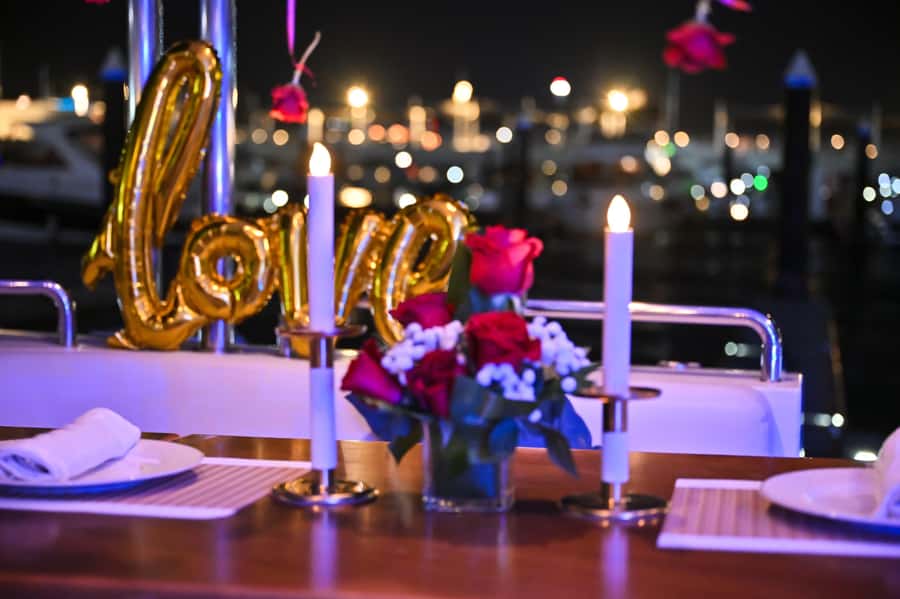 Romantic Dinner on Private Yacht - Should You Book the Private Yacht Dinner?