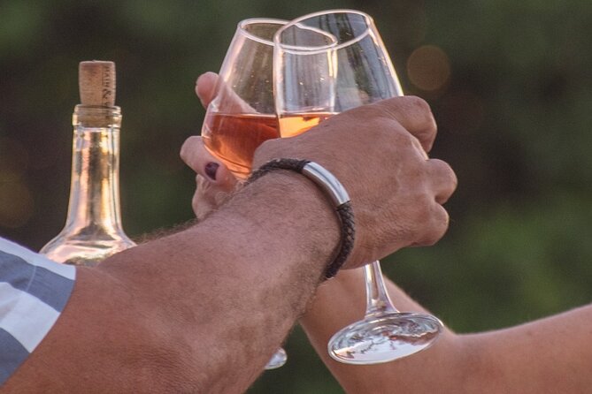 Romantic Floating Picnic Experience - Personal touches are part of the value
