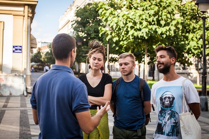 Romantic history tour of Belgrade - Sitting by Cvijeta Zuzorić Art Pavilion