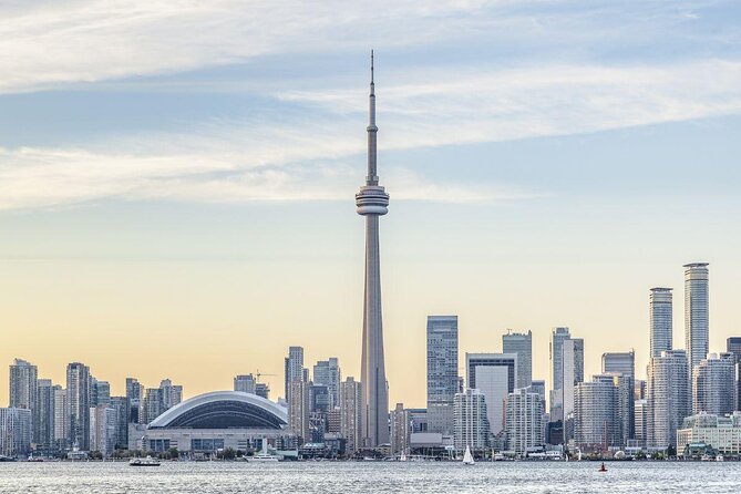 Romantic Jewel - Private Helicopter Tour for 2 - Quick take on Toronto’s private helicopter ride