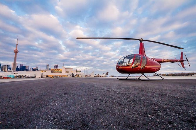 Romantic Jewel - Private Helicopter Tour for 2 - Taking off from Billy Bishop Toronto City Airport