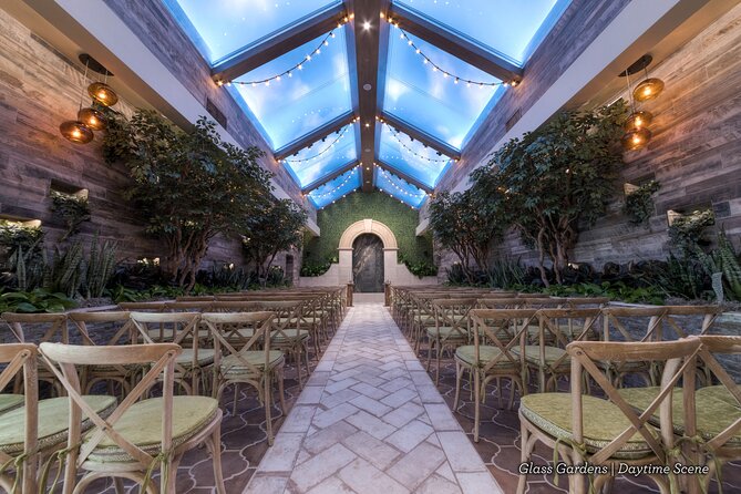 Romantic Las Vegas Wedding Package - Meeting the team before the ceremony