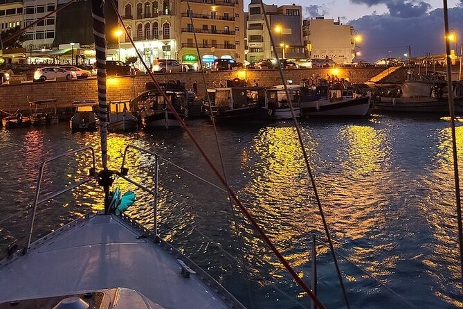 Romantic Luxury Sunset sailing - What the onboard setup means in practice