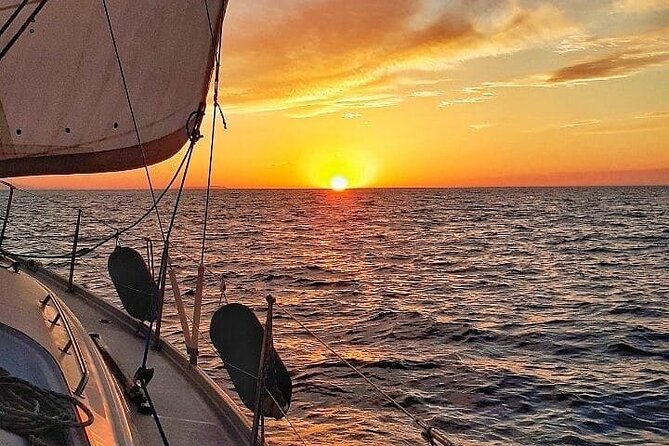 Romantic Luxury Sunset sailing - Booking details worth checking before you pay