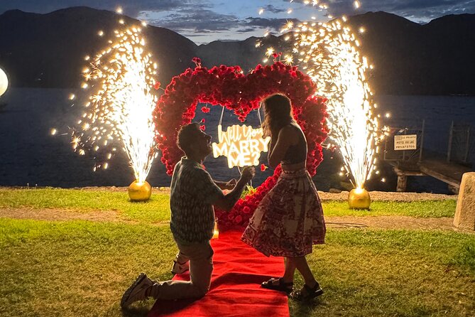 Romantic Marriage Proposal Experience in Lake Garda - Arriving at the Sirmione meeting point