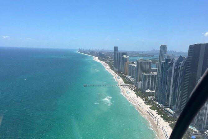 Romantic Miami Helicopter Tour with Champagne for Two - The Port of Miami and Biscayne Bay