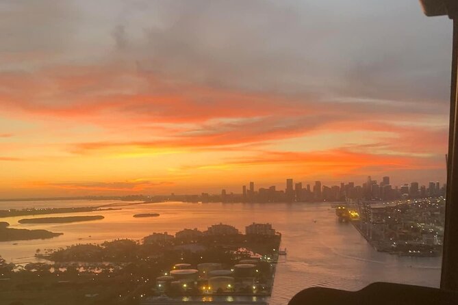 Romantic Miami Helicopter Tour with Champagne for Two - Gulfstream Park and the first look at Miami